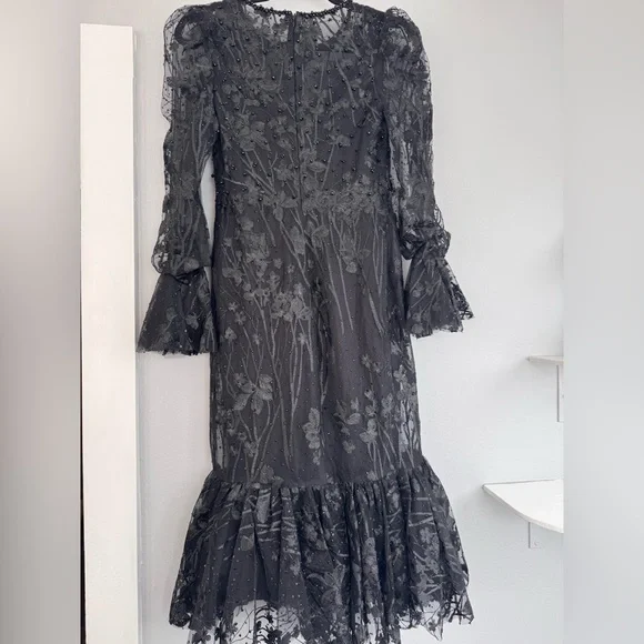 MAC DUGGAL Black Ruffle Wrist Embellished High Neck Midi size 6 - Picture 6 of 14